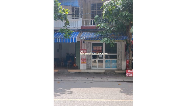 Chính chủ bán nhà mặt phố trung tâm TP. Yên Bái 100 m², giá bán: 3,3 tỷ