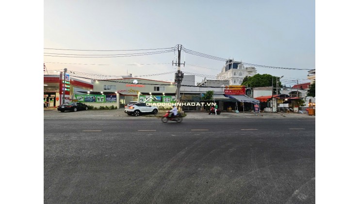 Bán nhà 56m*48m, nhỉnh 45 tỷ, mặt tiền Phạm Hữu Lầu, Quận 7