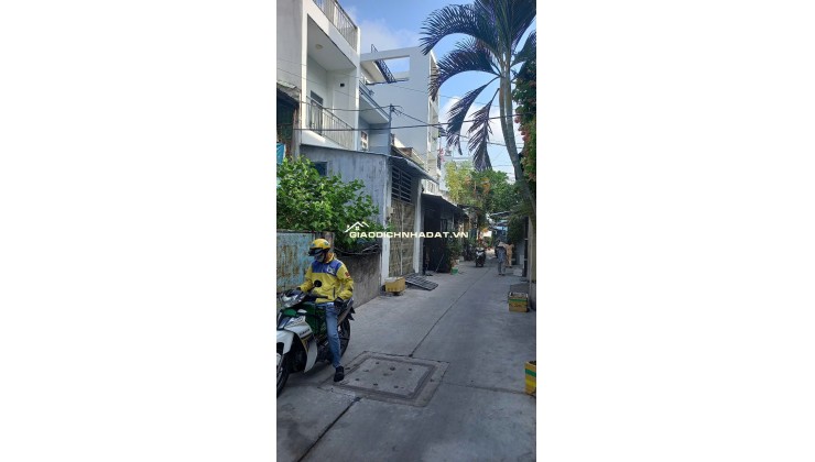 CẦN BÁN GẤP TRONG TUẦN, NHÀ DƯƠNG BÁ TRẠC P2Q8 DT: 57.8M2, 2 TẦNG, 4PN, 3WC. CHỈ 5.5 TỶ.