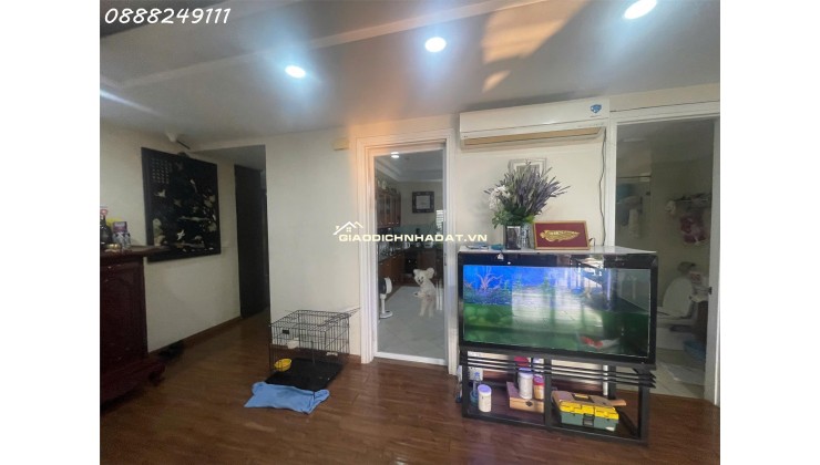 Bán căn hộ tòa E4 Ciputra Hà Nội
Nội thất đẳng cấp - toàn gỗ tự nhiên
Quan chức cấp cao ở
