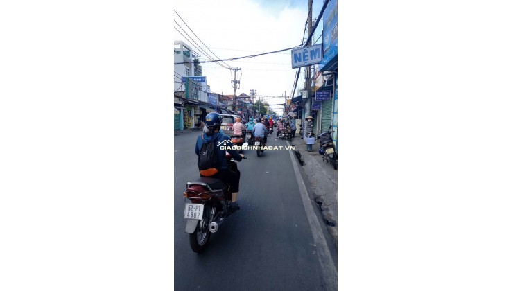 CẦN BÁN GẤP TRONG TUẦN, NHÀ DƯƠNG BÁ TRẠC P2Q8 DT: 57.8M2, 2 TẦNG, 4PN, 3WC. CHỈ 5.5 TỶ.