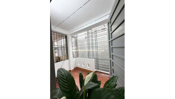 Bán nhà riêng siêu hiếm Hoàng Mai - Hà Nội 30m2 6,8 tỷ