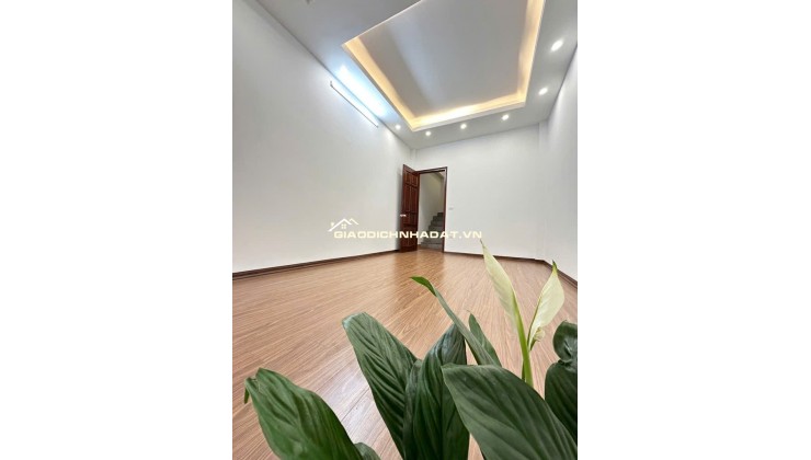 Bán nhà riêng siêu hiếm Hoàng Mai - Hà Nội 30m2 6,8 tỷ