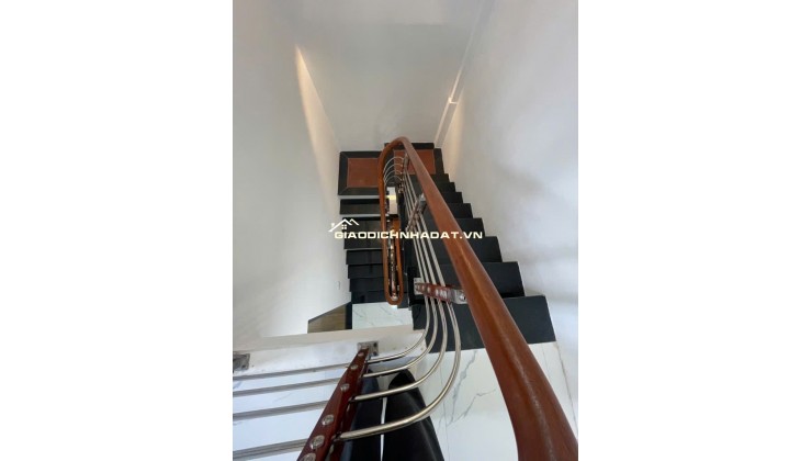Bán nhà riêng tại Đường Tân Mai, Hoàng Mai, Hà Nội diện tích 33.1m2 giá 6.85 Tỷ