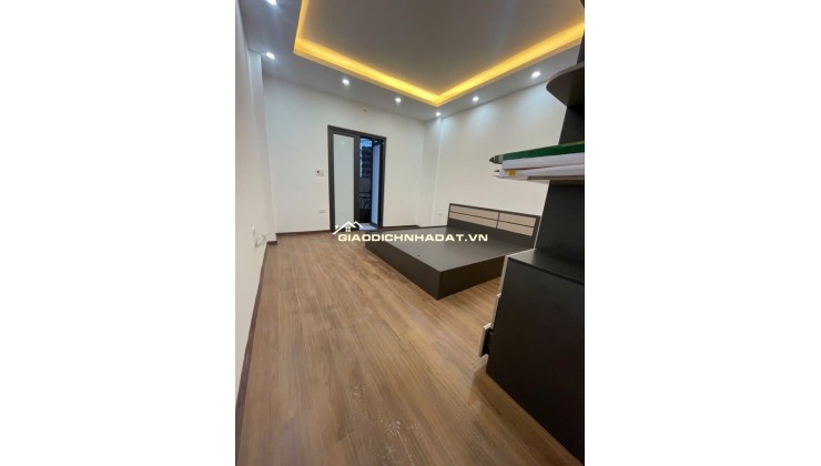 Bán nhà riêng tại Đường Tân Mai, Hoàng Mai, Hà Nội diện tích 33.1m2 giá 6.85 Tỷ