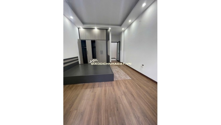 Bán nhà riêng tại Đường Tân Mai, Hoàng Mai, Hà Nội diện tích 33.1m2 giá 6.85 Tỷ