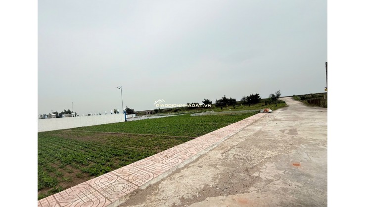 Chính chủ bán đất giao phong 100m2 cách biển 30m chỉ nhỉnh 2 tỷ