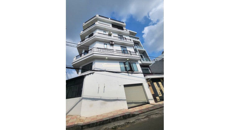 NHÀ PHỐ 5 TẦNG – GÓC 2 MẶT TIỀN – Ô TÔ VÀO TẬN NHÀ – GIÁ CHỈ 7.7 TỶ