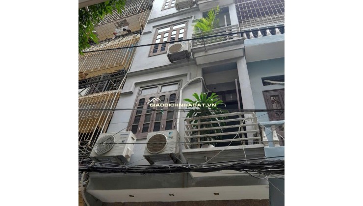 Nhà 4 tầng mặt ngõ kinh doanh phố Tây Sơn, Đống Đa, lô góc, gần phố, sổ vuông, 4.2 tỷ.