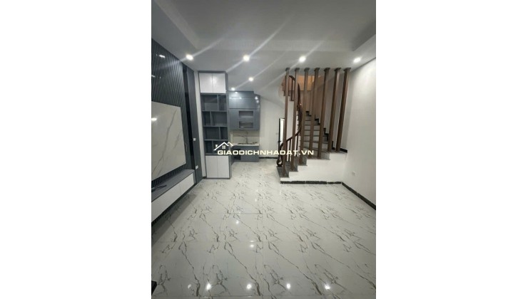 Bán nhà mặt ngõ siêu hiếm Tân Mai Hoàng Mai Hà Nội 32m2