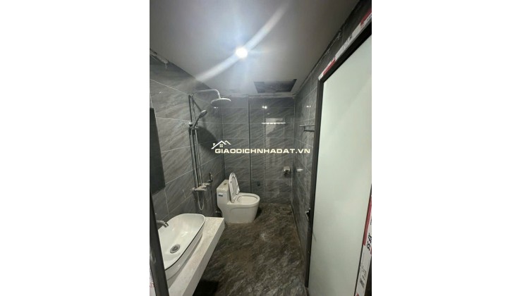 Bán nhà mặt ngõ siêu hiếm Tân Mai Hoàng Mai Hà Nội 32m2