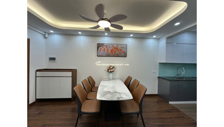 Bán căn hộ 3 ngủ 2 WC KĐT Mỹ ĐÌnh 2, giao thông thuận lợi, ngắm pháo hoa SVĐ Mỹ Đình, nội thất mới tinh 100% giá bằng nửa Vinhomes