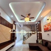 BÁN NHÀ PHỐ VÕ THỊ SÁU 43M 5 TẦNG Ô TÔ ĐỖ CỬA GIÁ 8.4 TỶ