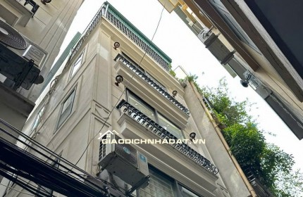 Tôi bán nhà tại ngõ 79, phố 8/3,lô góc, 32M2, 5 TẦNG, MT4.1m GIÁ 6.3 TỶ