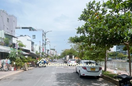 CẦN TIỀN BÁN GẤP NHÀ MT BA ĐÌNH, P8, Q8, VIEW SÔNG, DT: 40M2(4 X 10M) CHỈ 5.2 TỶ