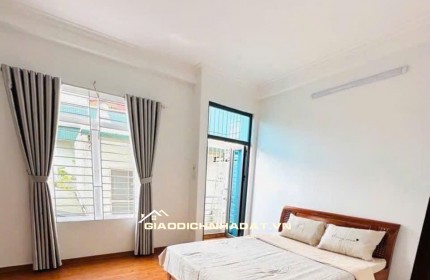 Bán Nhà Mới Đẹp Hoàng Mai - 30m² - Ngõ Thông - Ô Tô Đỗ Sát Nhà - Giá Chỉ 6x Tỷ