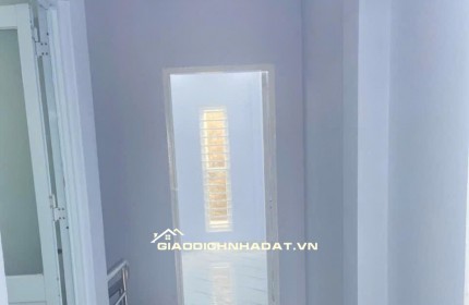 CẦN BÁN NHÀ RỘNG, HẺM THÔNG, NGAY QUỐC LỘ 1A, P.THẠNH LỘC, Q.12 .