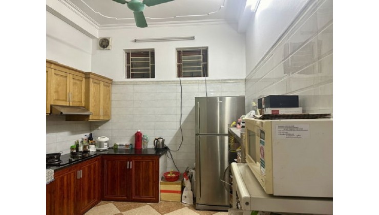 Bán nhà Định Công Thượng, DT 48m x 5 tầng, ô tô tránh, trung tâm phố Định Công