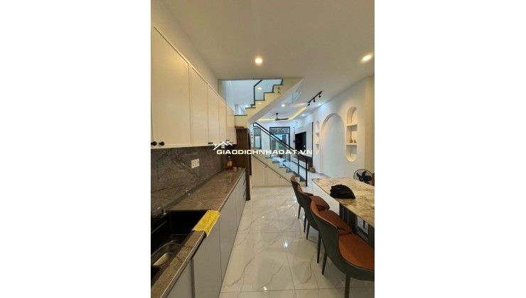 CHỦ GẤP BÁN NHÀ AN LẠC BÌNH TÂN NGAY GIAO LỘ AN DƯƠNG VƯƠNG_VÕ VĂN KIỆT - NHÀ 2 TẦNG NỘI THẤT CAO CẤP GIÁ NHỈNH 5TỈ (còn thương lượng)