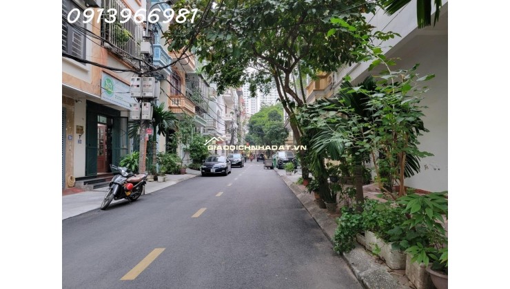 Phân lô Trung Kính 6 tầng, vỉa hè, lô góc 3 ô tô tránh, 3 mặt thoáng, 3 ô tỗ đỗ cửa, giá chỉ 2x tỷ