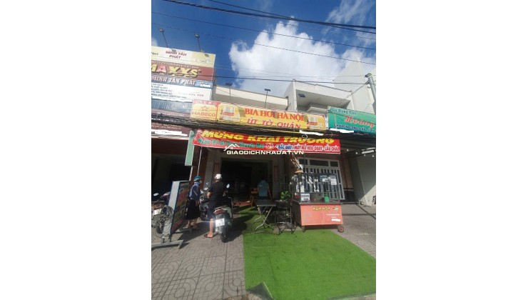 Chính chủ bán nhà ngay sát chợ Bình Chánh, TP.HCM -Vị trí đắc địa -chỉ 800 triệu
