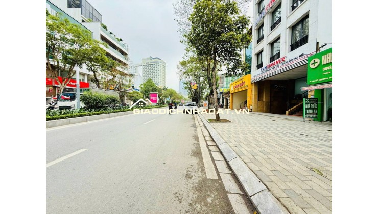 BÁN NHÀ MẶT PHỐ LẠC LONG QUÂN.TÂY HỒ. 35M2 5T MT 3.5M GIÁ 16,8TỶSIÊU PHẨM KINH DOANH – NGÕ TO NHƯ PHỐ – VỊ TRÍ VÀNG GẦN HỒ TÂY