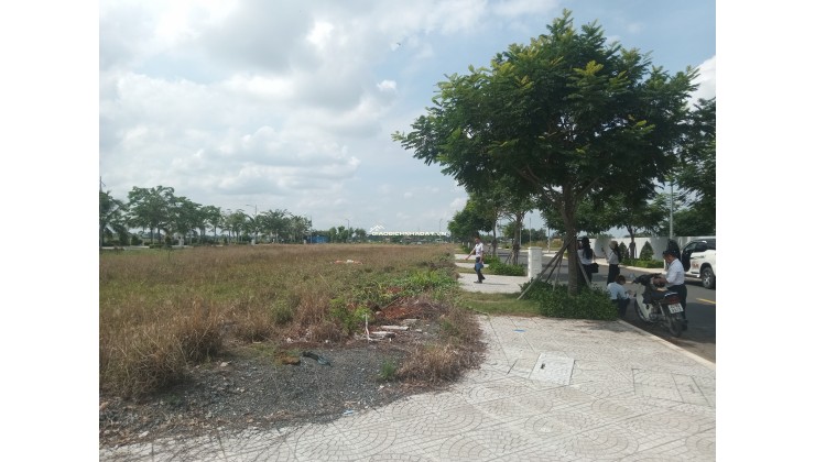 đất chính chủ - phía tây thành phố bình chánh - sổ hồng riêng