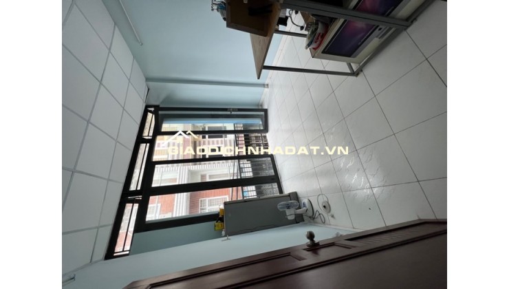 Bán nhà đường Ni Sư Huỳnh Liên , NGANG 10, phường 10, quận Tân Bình, giá 6,7 tỷ