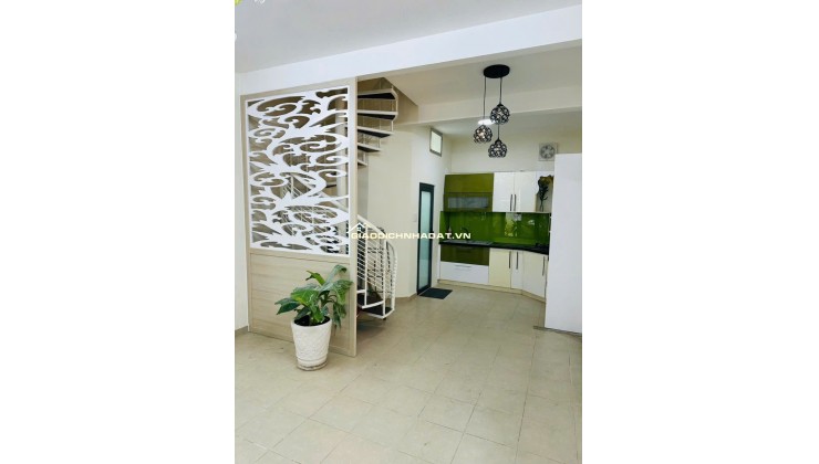 Bán Nhà HXH Đường Cách Mạng Tháng Tám, Phường 12, Quận 10. Diện tích: 3.8m x 9m, Giá 6.1 Tỷ