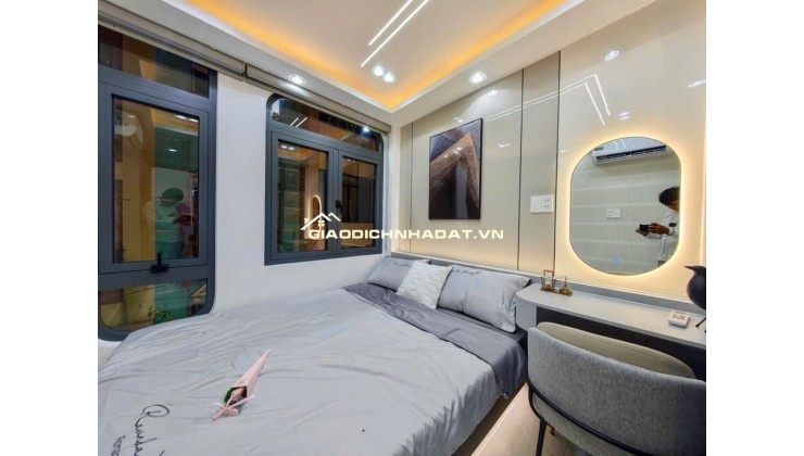NHÀ QUẬN 3 - VỊ TRÍ ĐẸP, HẺM 4M THÔNG - 3PN, SỔ HỒNG RIÊNG - CHỈ 5.7 TỶ