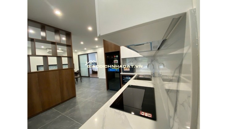 Siêu phẩm nhà đẹp Quảng An,Tây Hồ. 80m2 5 tầng- oto đỗ cửa- thoáng trước sau vĩnh viễn giá Chỉ 19 tỷ!