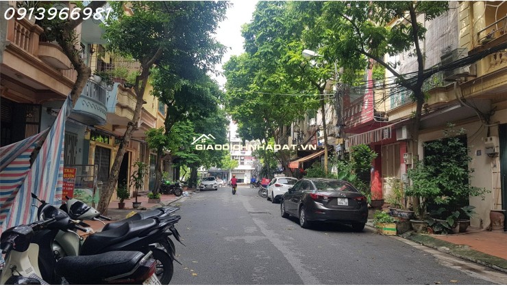 Phân lô Trung Kính 6 tầng, vỉa hè, lô góc 3 ô tô tránh, 3 mặt thoáng, 3 ô tỗ đỗ cửa, giá chỉ 2x tỷ