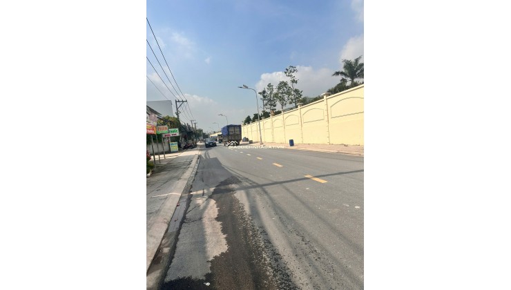 Cho thuê nhà xưởng 211m2 mặt tiền đường Trần Quang Diệu Dĩ An BD