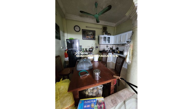 Bán nhà phố Nguyễn Chính - Hoàng Mai, DT 35m x 4 tầng. Ô tô tránh, vài bước ra mặt phố