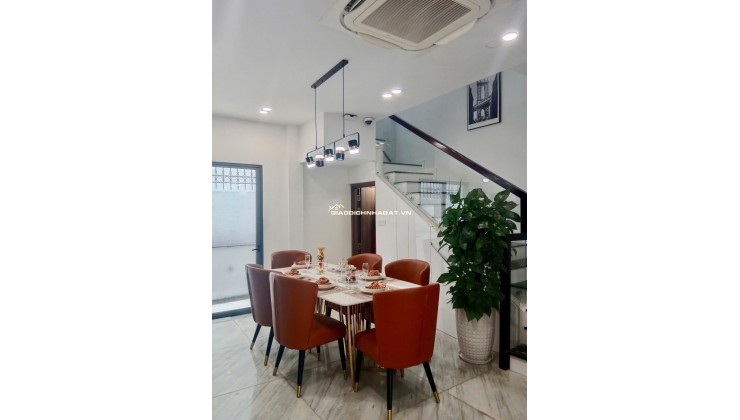 NHÀ MẶT TIỀN 13M CÓ HỢP ĐỒNG THUÊ 13TR/ THÁNG NGAY TRUNG  THÀNH PHỐ THUẬN AN BÌNH DƯƠNG
