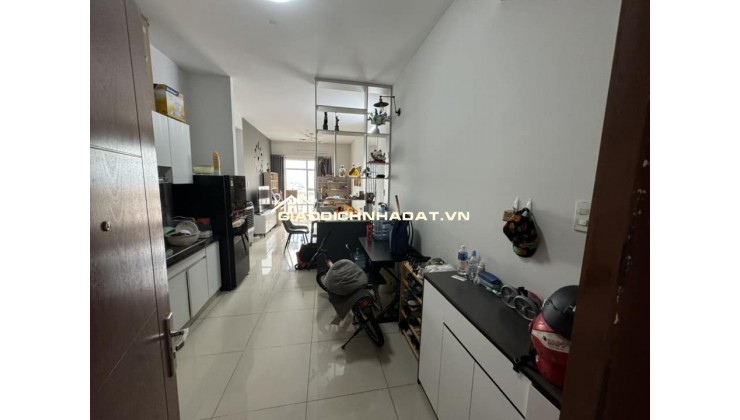 Gia đình cần bán căn hộ chung cư Topaz garden