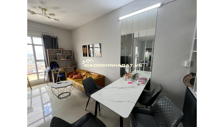 Gia đình cần bán căn hộ chung cư Topaz garden