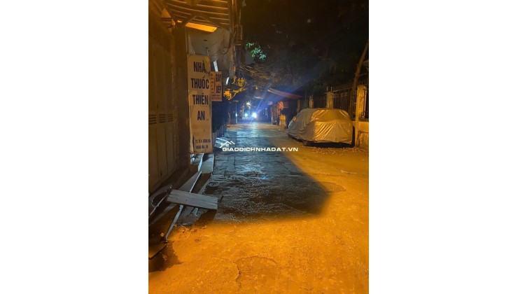 chủ cần tiền bán gấp nhà hoàng mai 30m2 5,6 tỷ có thương lượng