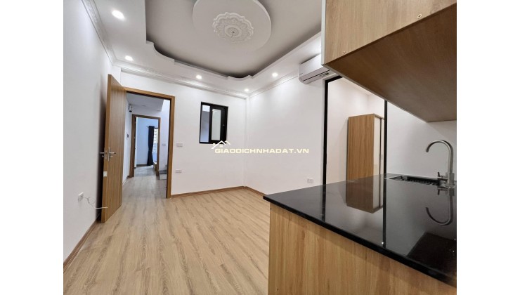 Nhà Phố Kim Mã- BA ĐÌNH 6.5 tỷ, 34M2 x6Tầng. Ngõ thông,ô tô tránh+kinh doanh
