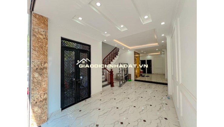 BÁN NHÀ HOÀNG LIỆT – Ô TÔ VÀO NHÀ – VIEW HỒ – THANG MÁY – 50M²  - 12.5 TỶ