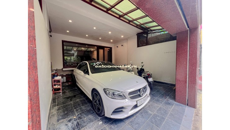 Liền kề VIP Lạc Long Quân - View Hồ – Ô tô vào nhà – 83m² x 6T, MT 5.5m – Thang máy