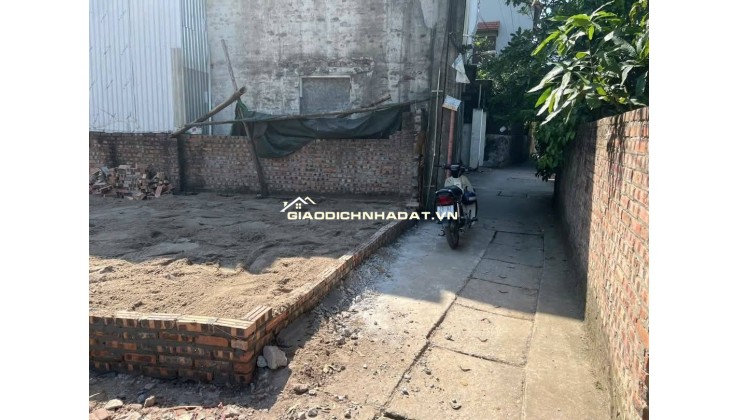 Bán đất thôn 3 Xã Vạn Phúc 64 m2 ngõ rộng oto 7 chỗ, ngay khu đấu giá