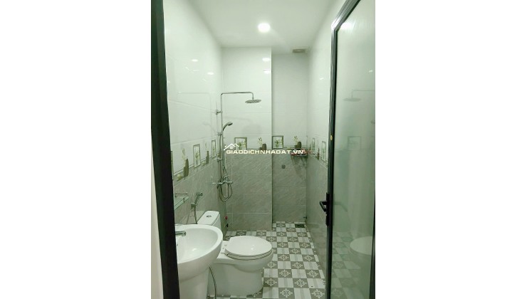BÁN NHÀ MẶT TIỀN 3 TẦNG 1 TUM ĐƯỜNG SỐ 4 VCN PHƯỚC HẢI