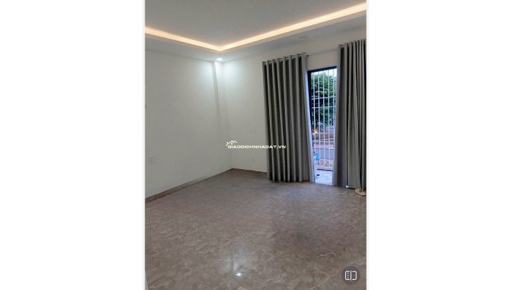 BÁN NHÀ MẶT TIỀN 3 TẦNG 1 TUM ĐƯỜNG SỐ 4 VCN PHƯỚC HẢI