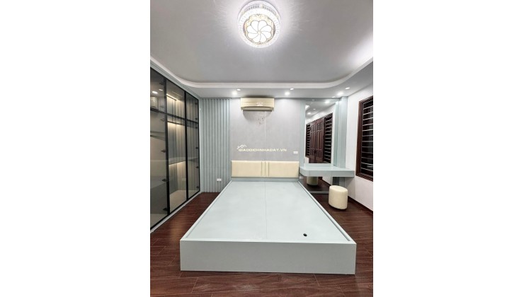 Bán nhà đẹp Thanh Xuân – Oto đỗ cửa – 5 tầng hiện đại – Giá 10 tỷ
 - 0399812051