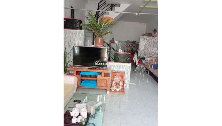 Bán nhà 3 tầng Tttp Biển Nha Trang tại hẻm Mai Xuân Thưởng , P. Vĩnh Hải ,Nha Trang , Khánh Hoà