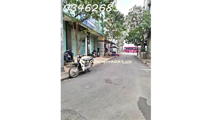PHÂN LÔ - Ô TÔ TRÁNH - Ở SƯỚNG - VỈA HÈ - NHÀ ĐẸP KINH DOANH - CÁCH HỒ LINH ĐÀM CHỈ 30M
