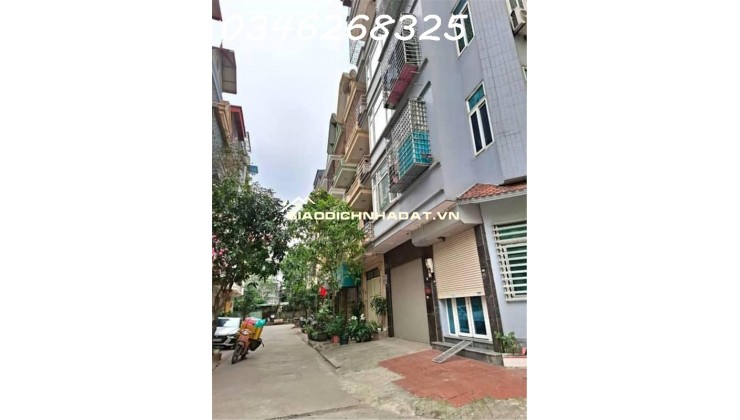 PHÂN LÔ - Ô TÔ TRÁNH - Ở SƯỚNG - VỈA HÈ - NHÀ ĐẸP KINH DOANH - CÁCH HỒ LINH ĐÀM CHỈ 30M