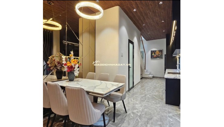 Q7- TIỂU BIỆT THỰ- CÁCH MẶT TIỀN PHẠM HỮU LẦU VÀI BƯỚC CHÂN- DT66m2 Giá Chỉ 6,5 Tỷ LH 0849.131.413 Tâm Nhà Đẹp