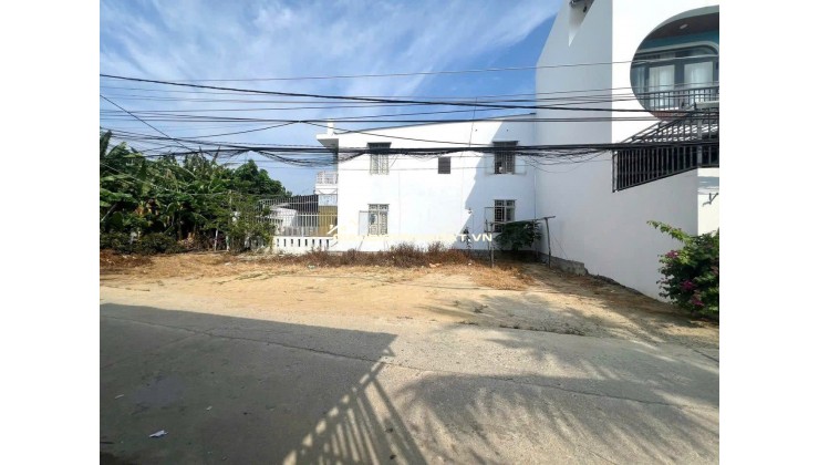 Bán lô góc tại xã Vĩnh Thạnh, Nha Trang . Giá : 2 tỷ 190 triệu